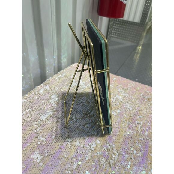 Mcm brewster home gold wire floating glass picture frame home decor minimilist - Picture 7 of 8